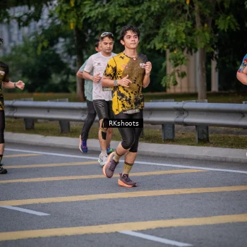 Runner Photo 6212299