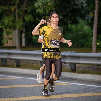 Runner Photo 6212316