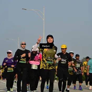 Runner Photo 6212318