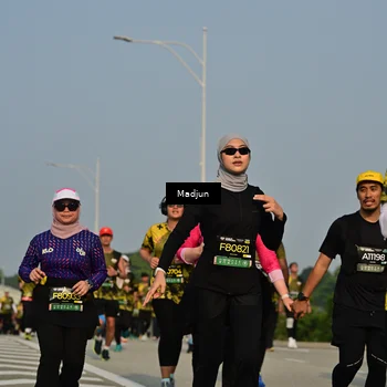 Runner Photo 6212358