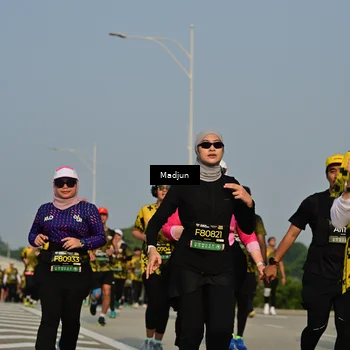 Runner Photo 6212360