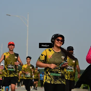 Runner Photo 6212423