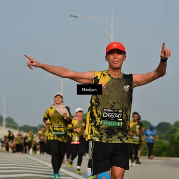 Runner Photo 6212436