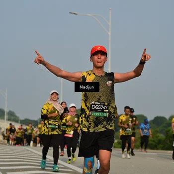 Runner Photo 6212452