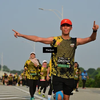 Runner Photo 6212454