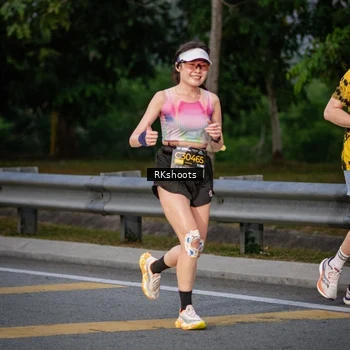 Runner Photo 6212495