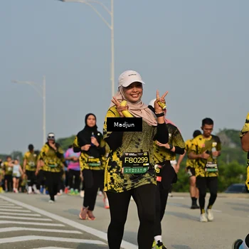 Runner Photo 6212499