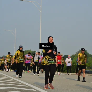 Runner Photo 6212540