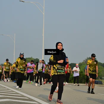 Runner Photo 6212570