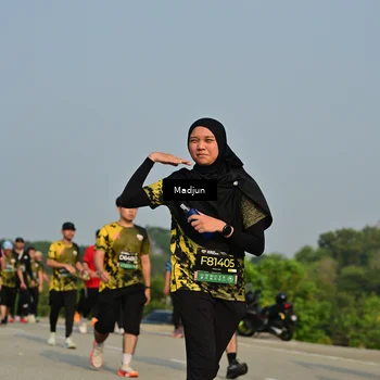 Runner Photo 6212592