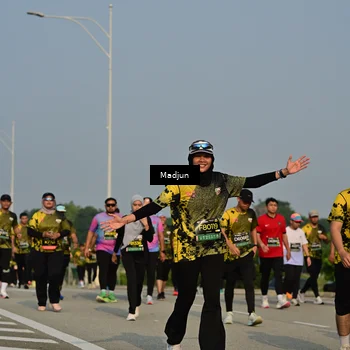 Runner Photo 6212656