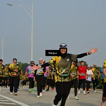 Runner Photo 6212665