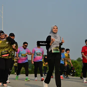 Runner Photo 6212687