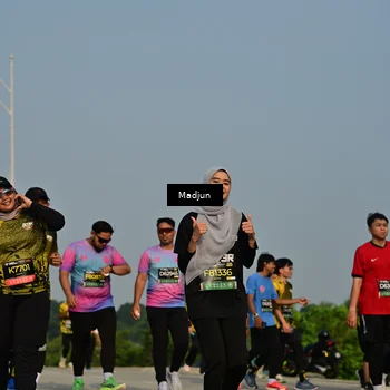 Runner Photo 6212695
