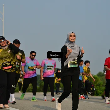 Runner Photo 6212698