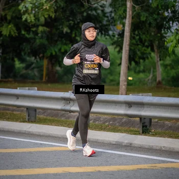 Runner Photo 6212811
