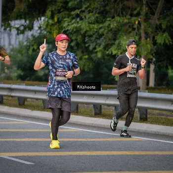 Runner Photo 6212820