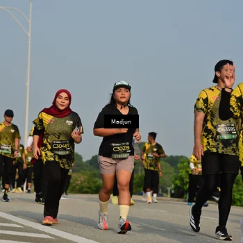 Runner Photo 6212848