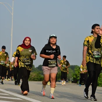 Runner Photo 6212854