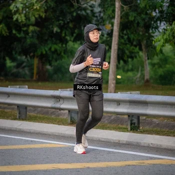 Runner Photo 6212860
