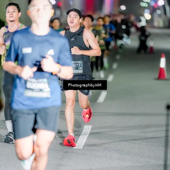 Runner Photo 6212890