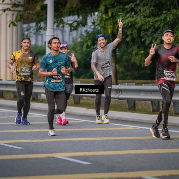Runner Photo 6212892