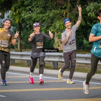 Runner Photo 6212912