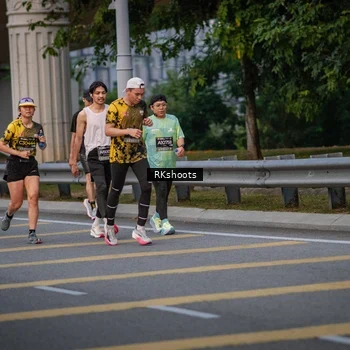 Runner Photo 6212961
