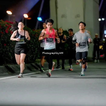 Runner Photo 6213024