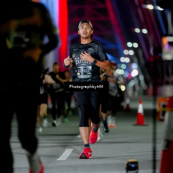 Runner Photo 6213072