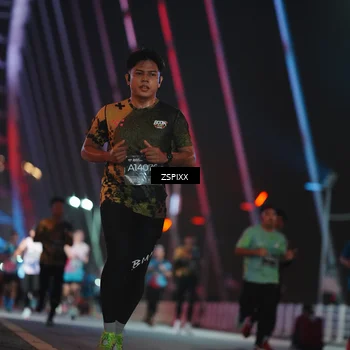 Runner Photo 6213115