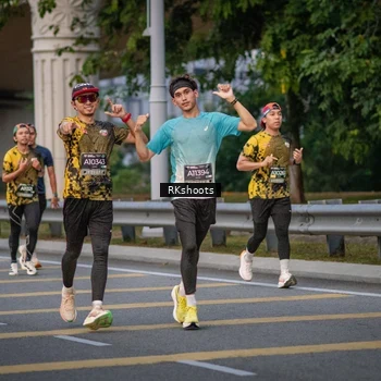 Runner Photo 6213120