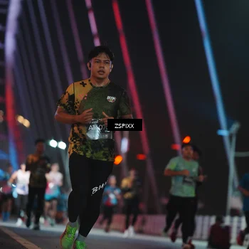 Runner Photo 6213156