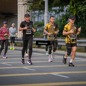 Runner Photo 6213173
