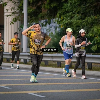 Runner Photo 6213295