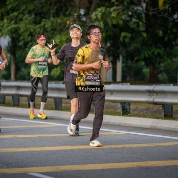 Runner Photo 6213382