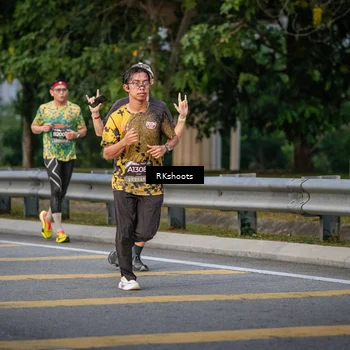 Runner Photo 6213397