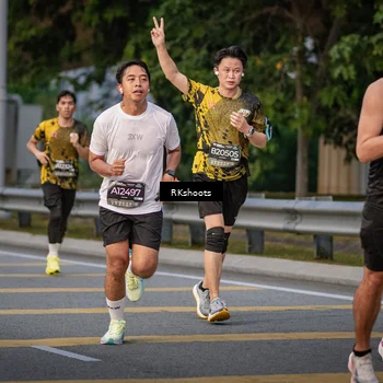 Runner Photo 6213443