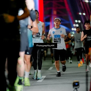 Runner Photo 6213448