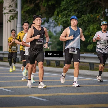 Runner Photo 6213452