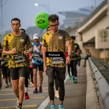 Runner Photo 6213535