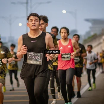 Runner Photo 6213649