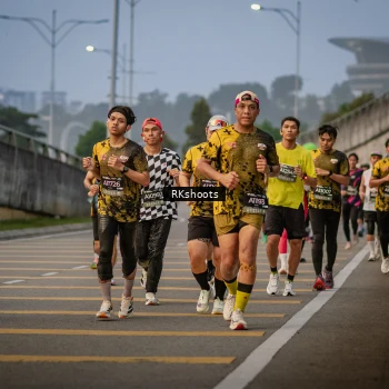 Runner Photo 6213671