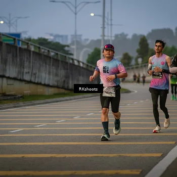 Runner Photo 6213853