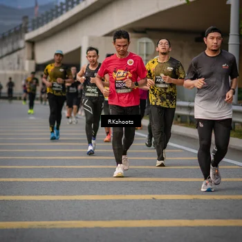 Runner Photo 6214013