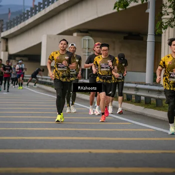 Runner Photo 6214058
