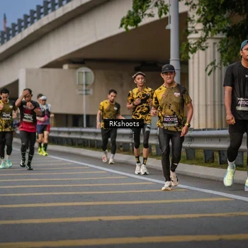 Runner Photo 6214095