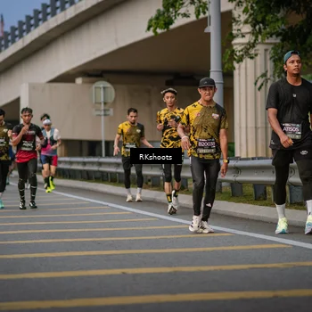 Runner Photo 6214110