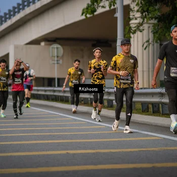 Runner Photo 6214121
