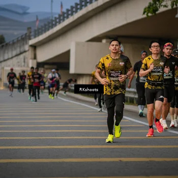 Runner Photo 6214129